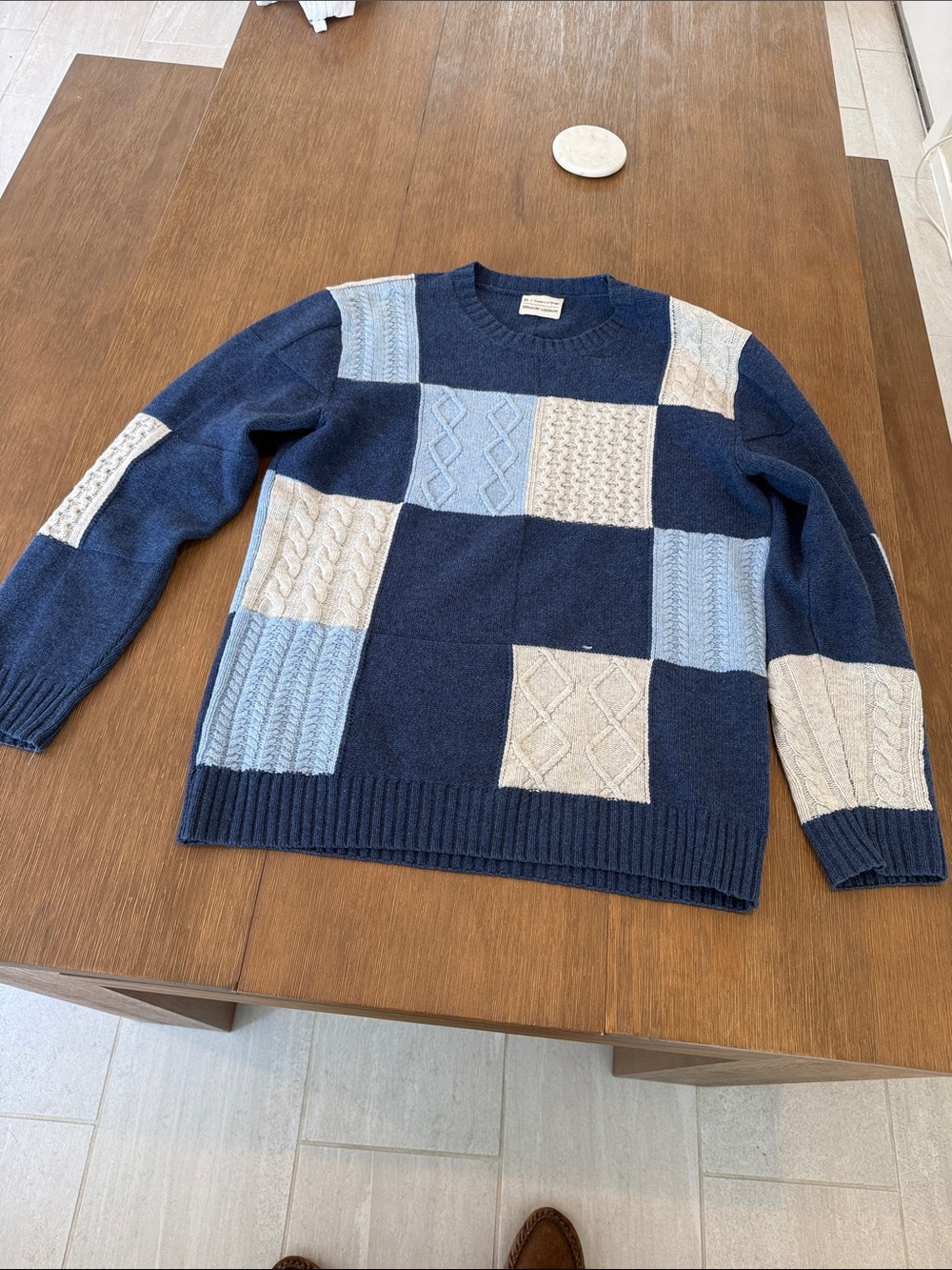 Men's Patchwork Cable-Knit Crewneck Sweater in Navy & Light Blue